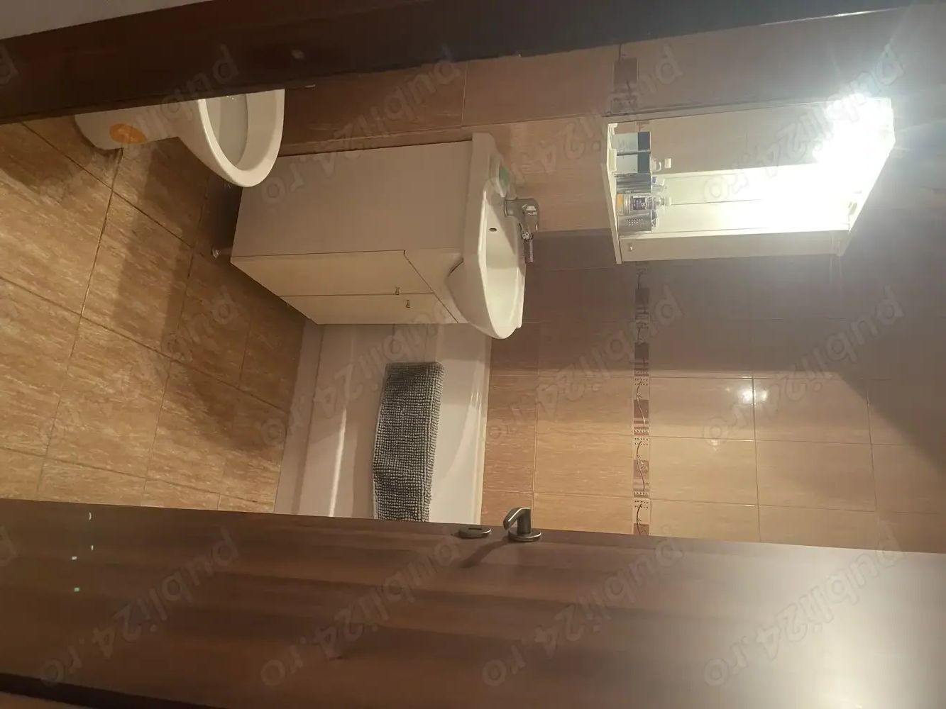 Apartament 3 camere Dambovita etaj 2 cu centrala - Poză 9