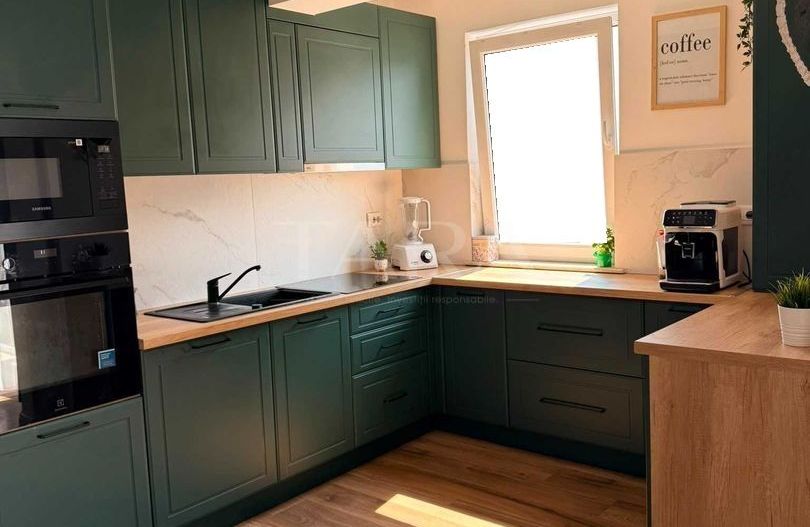 Apartament deosebit cu 3 camere, 78 mp, parcare inclusă, Baciu. - Poză 2