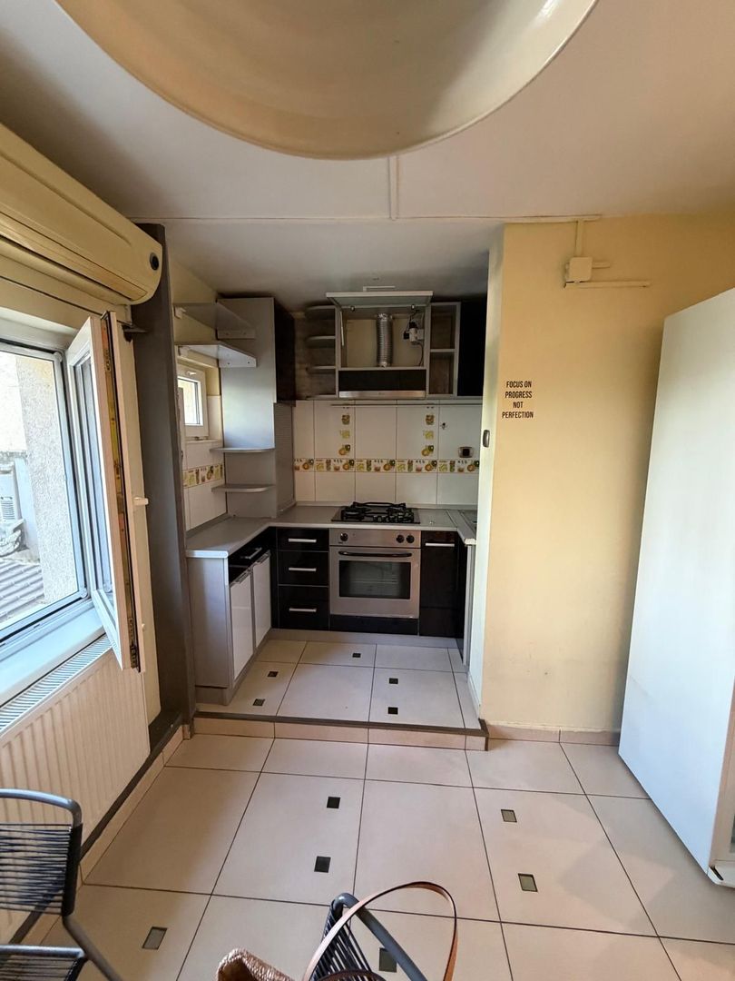 Girocului-Lidia | 3 Camere | Etaj 1 | Centrala proprie | Boxa - Poză 21