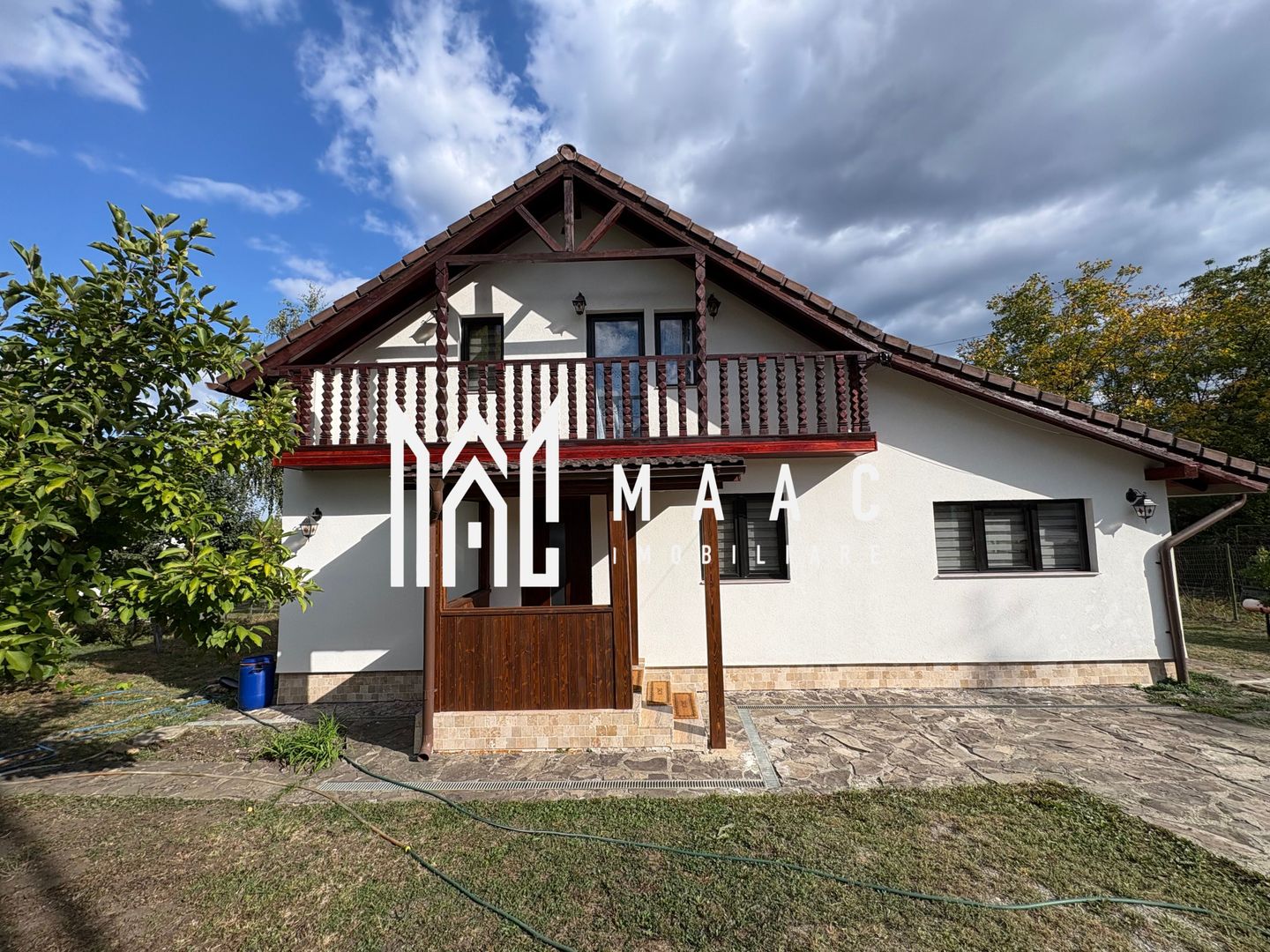 Casă 6 camere de vânzare | Sadu, Tocile | 160 mp | 1.500 mp - Poză 1