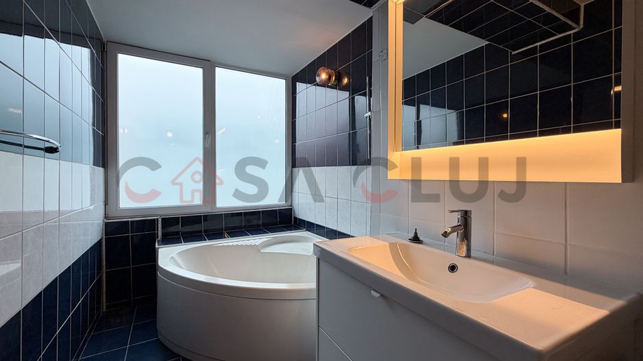 2 camere, cu vedere la Piata Mihai Viteazul! - Poză 6