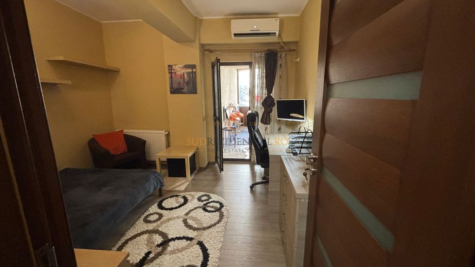 B-dul Brancoveanu, 2 camere , centrala proprie, decomandat, bloc 2016 - Poză 5