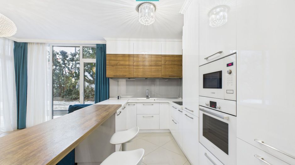 Apartament cu 3 camere și gradină - Poză 4