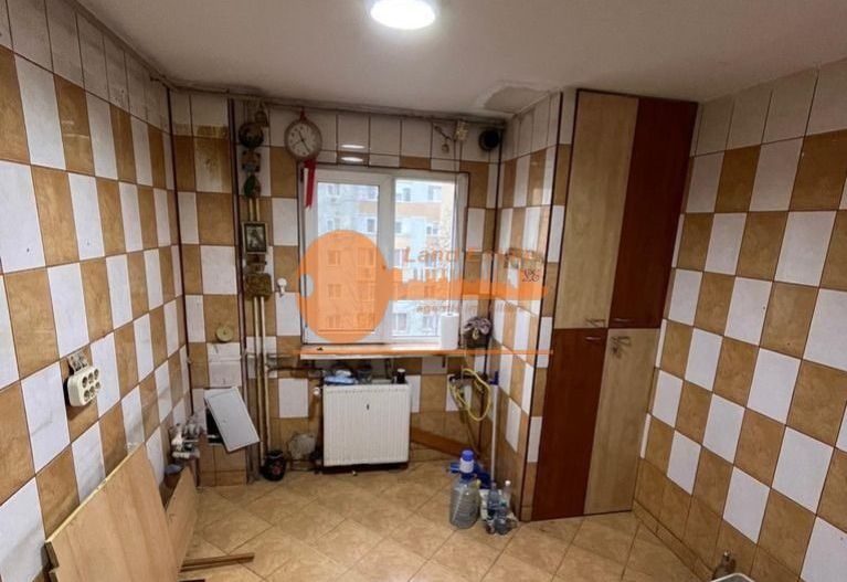 4 camere Apusului-Pacii ( bloc reabilitat ) - Poză 8