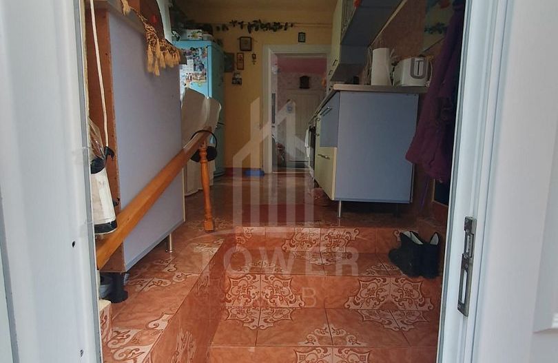 Casă de vânzare în Sibiu -individuală-curte comună- teren de 239 mp - Poză 7