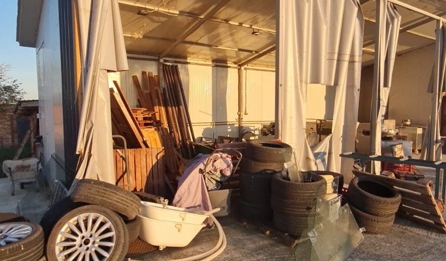 Casa cu teren de 14340 mp în Jebel/Pretabila pentru afacere - Poză 24