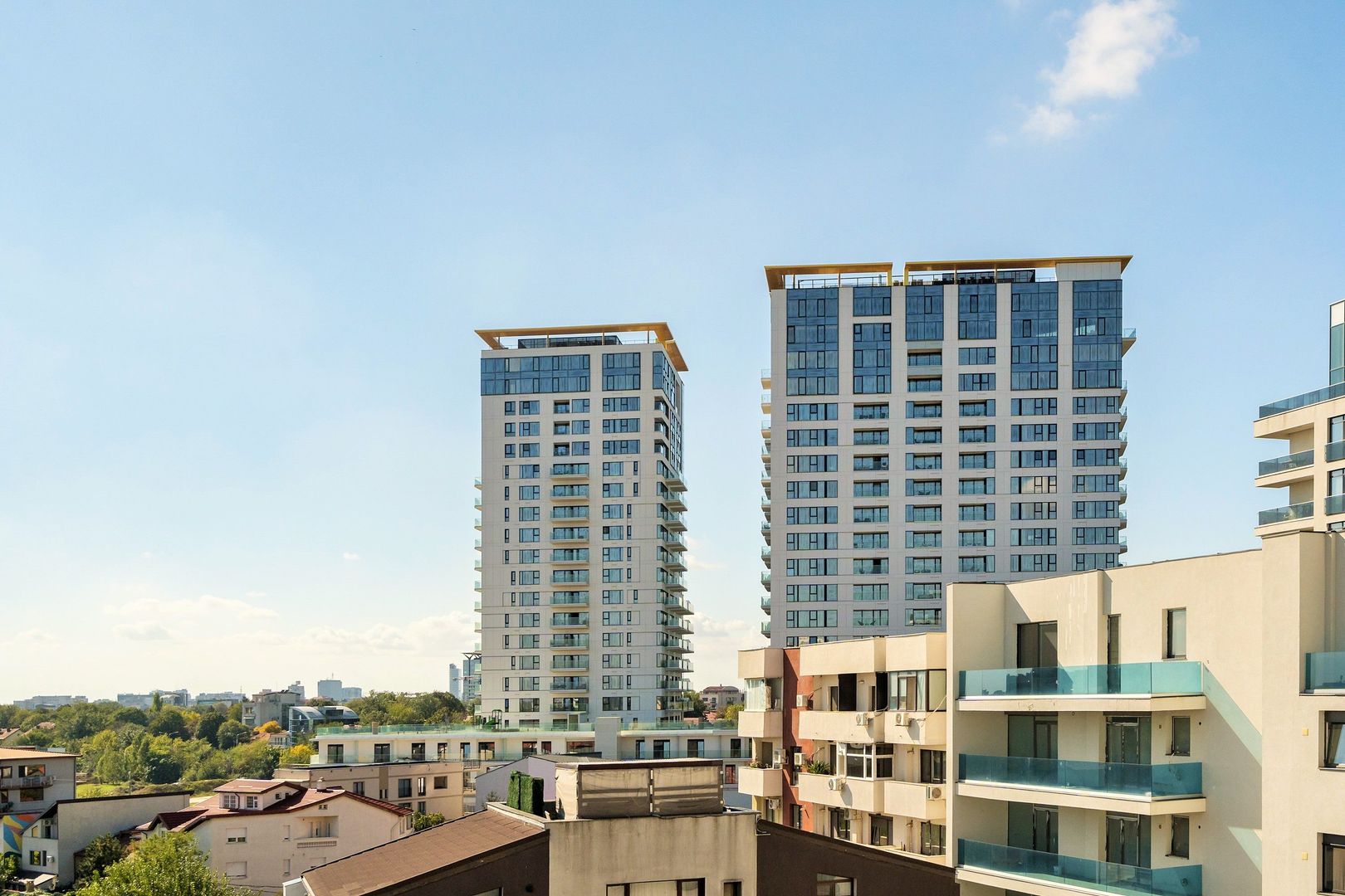 COMISION 0%-Parc Verdi Apt 3 cam superb 75mp, vedere lac, mobilat, parcare garaj - Poză 13