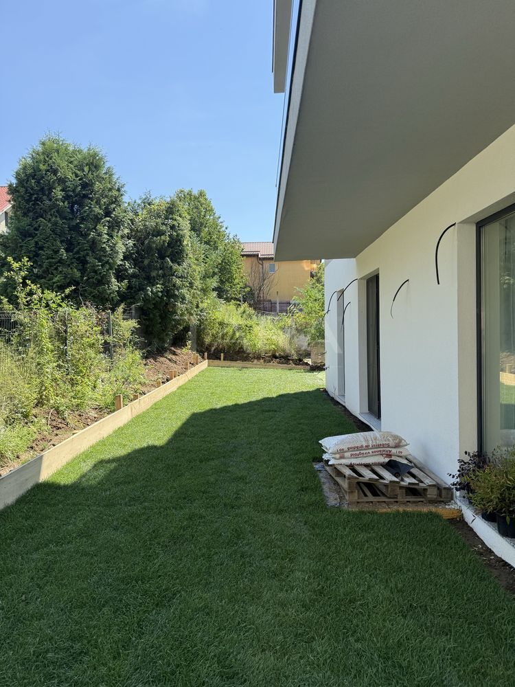 Apartament premium cu 3 camere, grădină 150 mp, lângă parc și pădure. - Poză 1