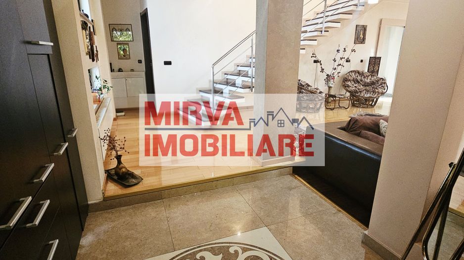 🏡 Casă deosebită – 2 unități locative, 6 dormitoare, zona Albert - Poză 25