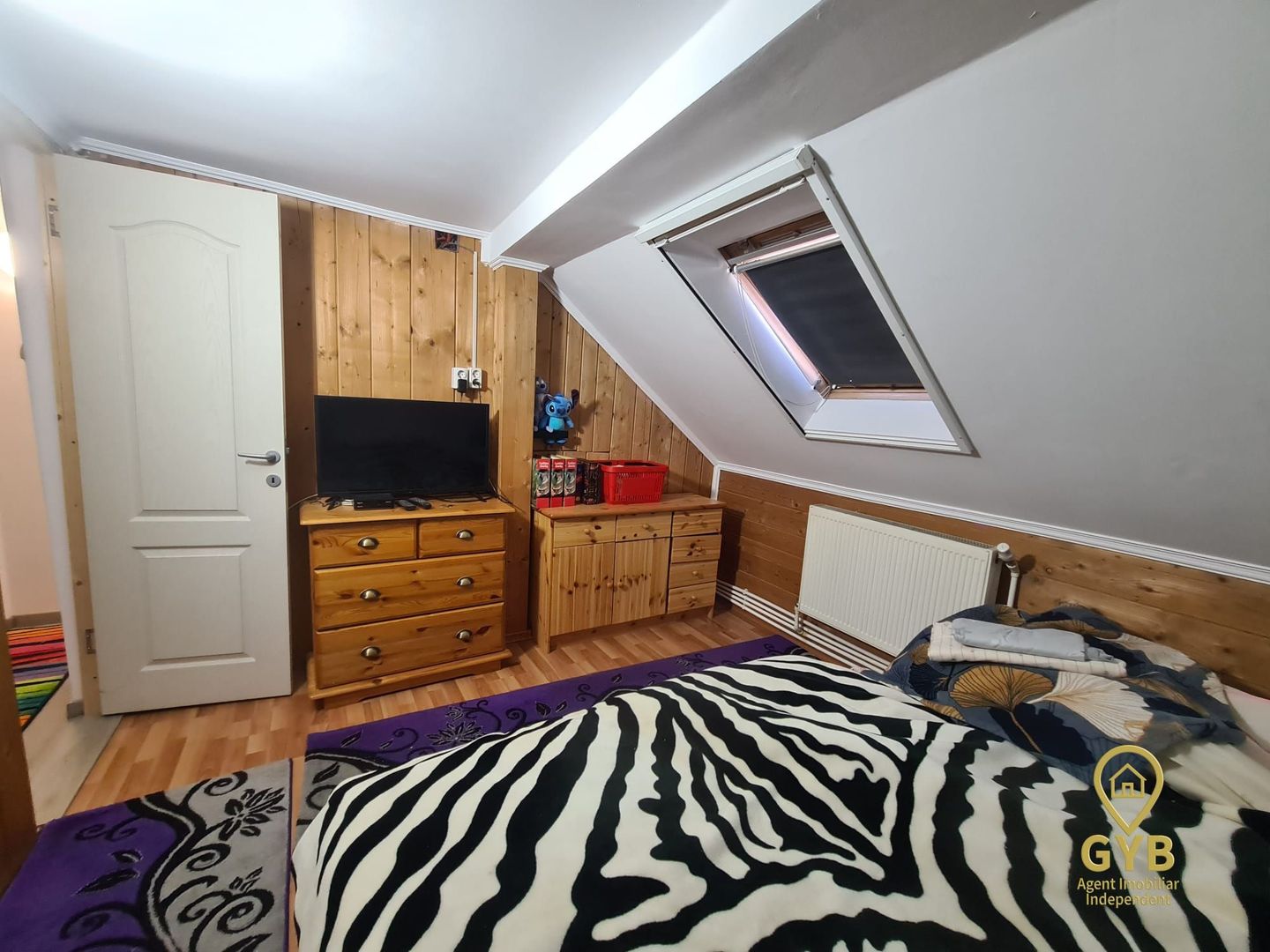 Casă cu 5 camere,  S+P+Mansarda-zona centrală Oradea(Strada Primariei) - Poză 11