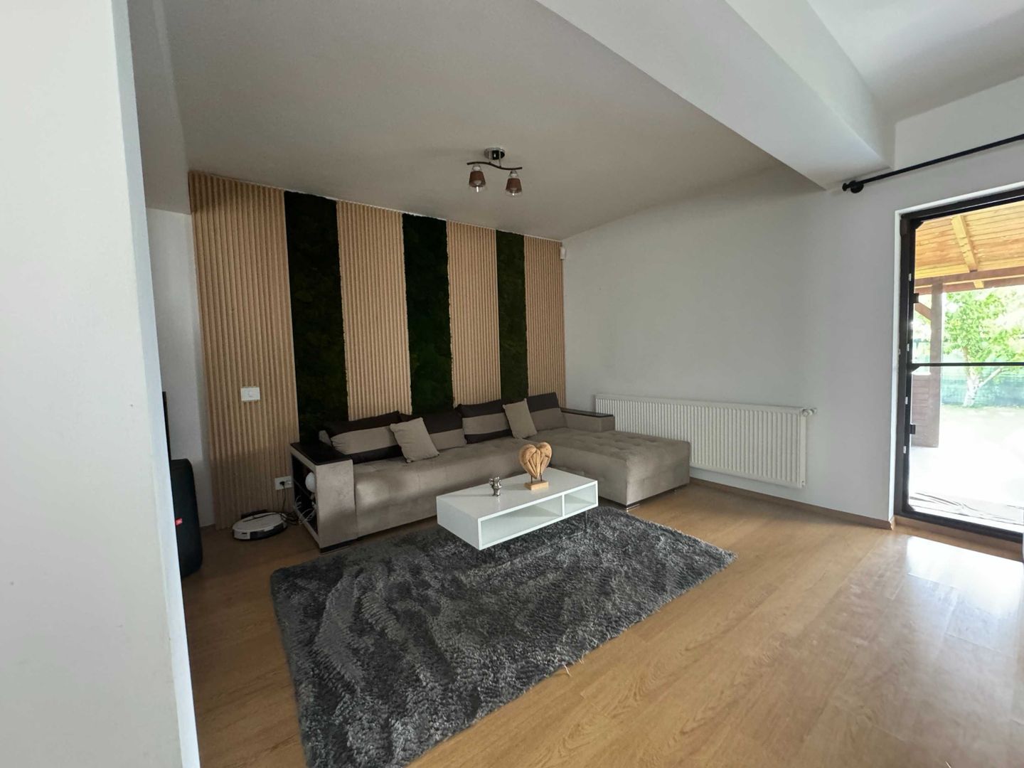 Casă de închiriat Odai-Otopeni| curte 300 mp | panouri fotovoltaice - Poză 3