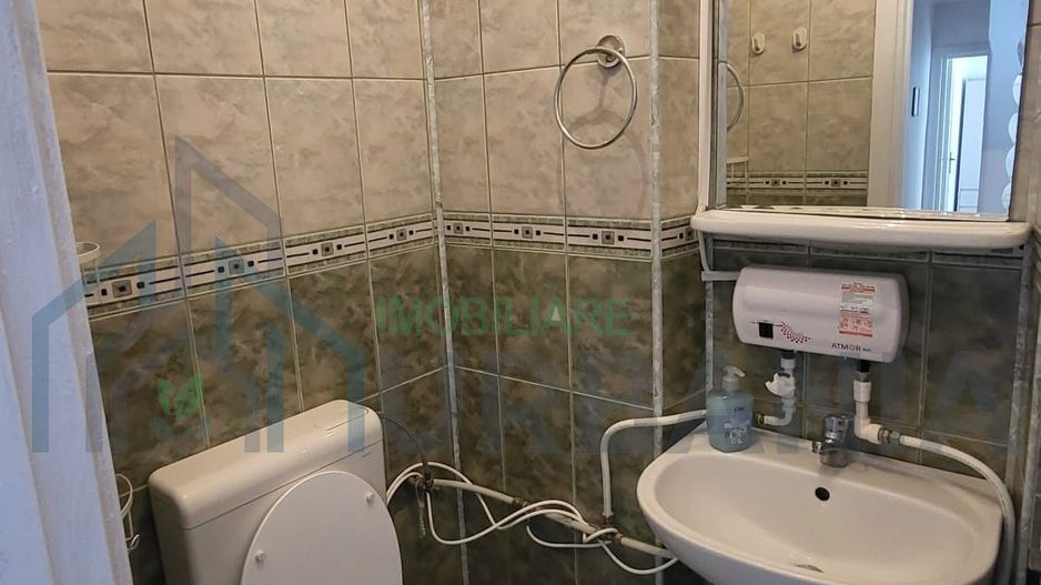 Apartament 4 camere decomandat, Podu Roș, la 14 minute de Palas - Poză 8