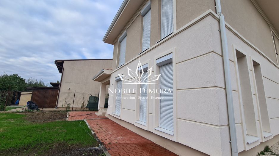 Duplex modern cu 5 camere si 2 bai - curte de 750mp in Ghiroda - Poză 15