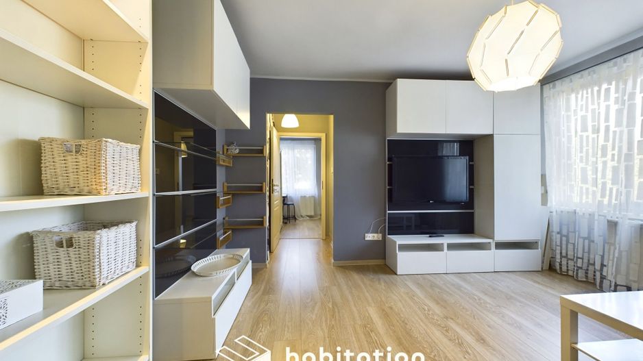 Tur virtual- 2 camere, primitor si luminos, cu garaj, in zona Centrala - Poză 8