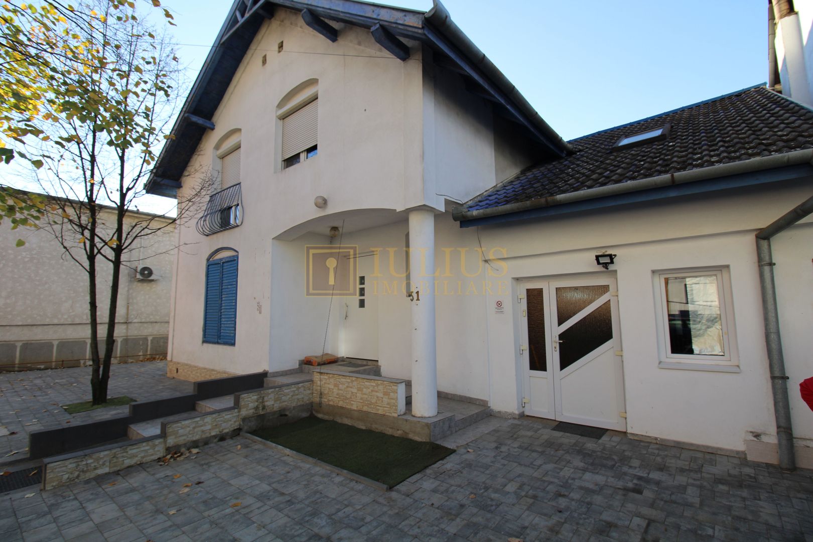 Casa in zona Lipovei,  ideala pentru activitati comerciale. - Poză 1