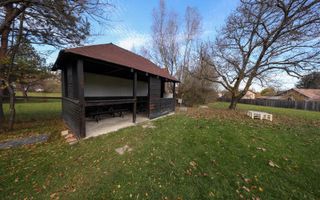 Vilă spațioasă de vânzare în Predeluț, Bran | 2000mp - Poză 46