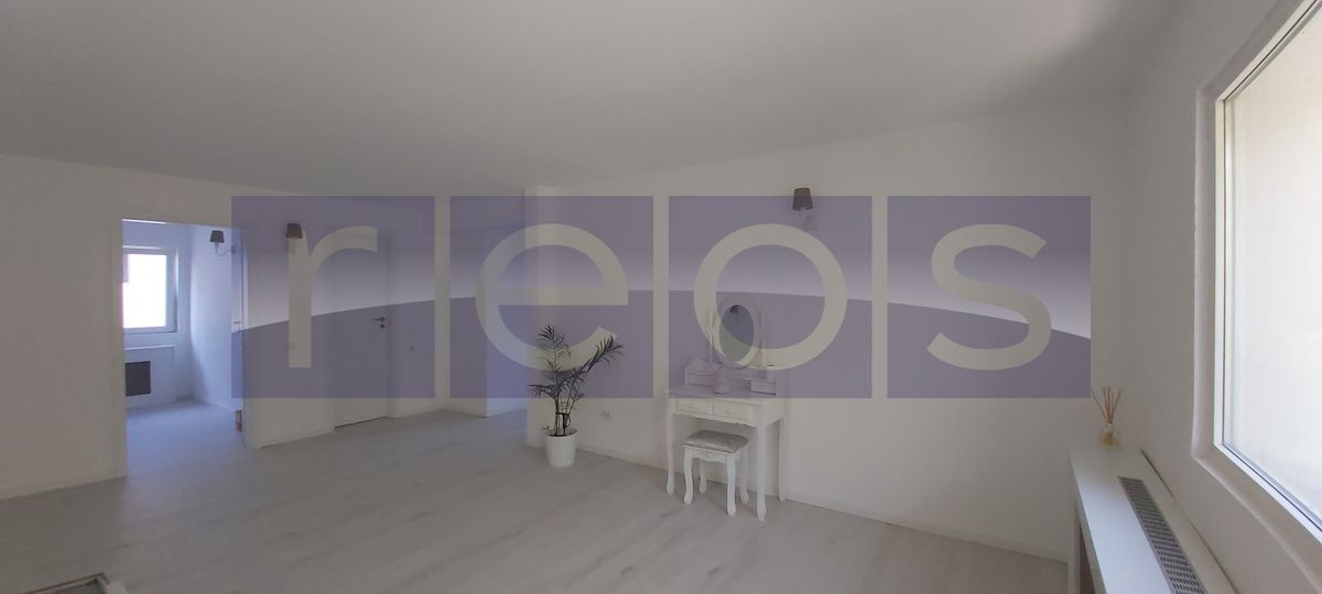 VANZARE VILA 5 CAMERE - DECOMANDATA- PADUREA  BANEASA - Poză 2