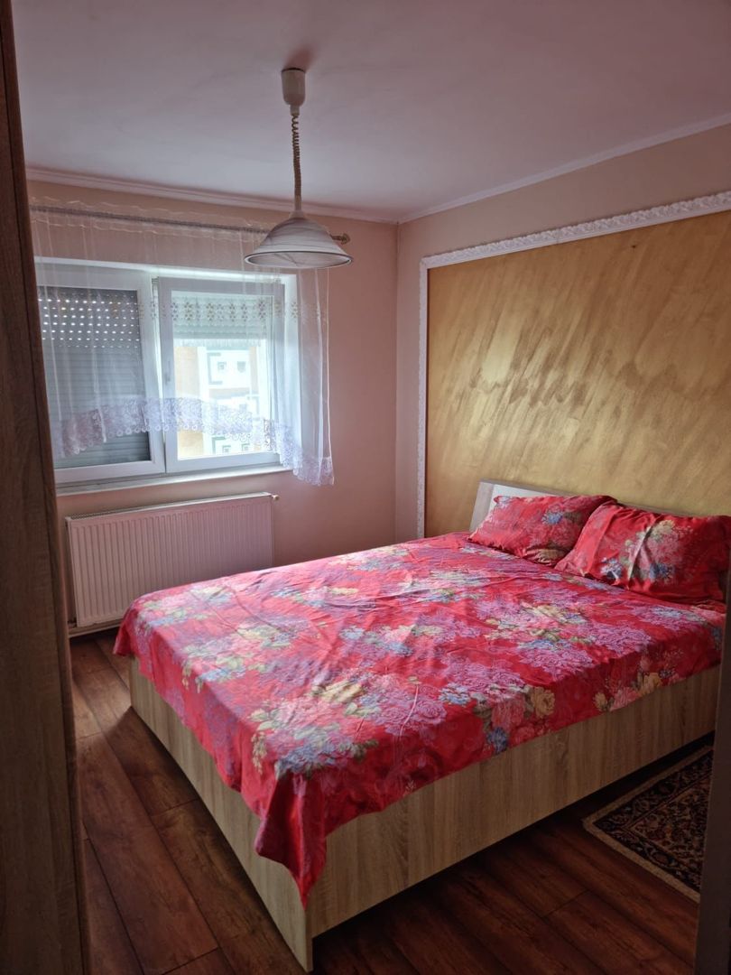 Ag EUROPA vinde apt. FINISAT cu 2 camere pe Careiului la etajul 4. - Poză 2