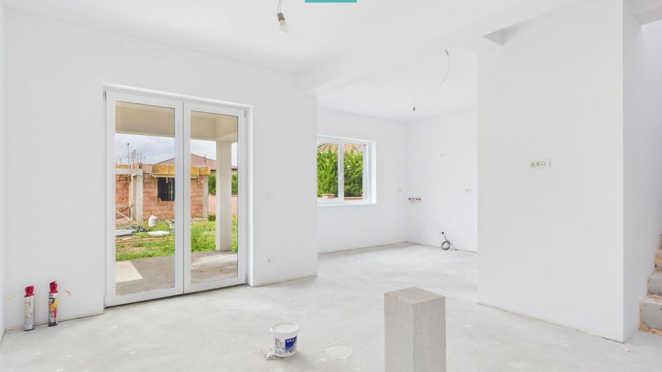 Duplex elegant  cu 5 camere în Dumbrăvița - Poză 3