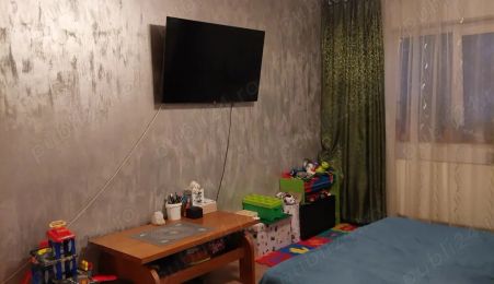 2 decomandate Lapus Arges, Bulevard Decebal