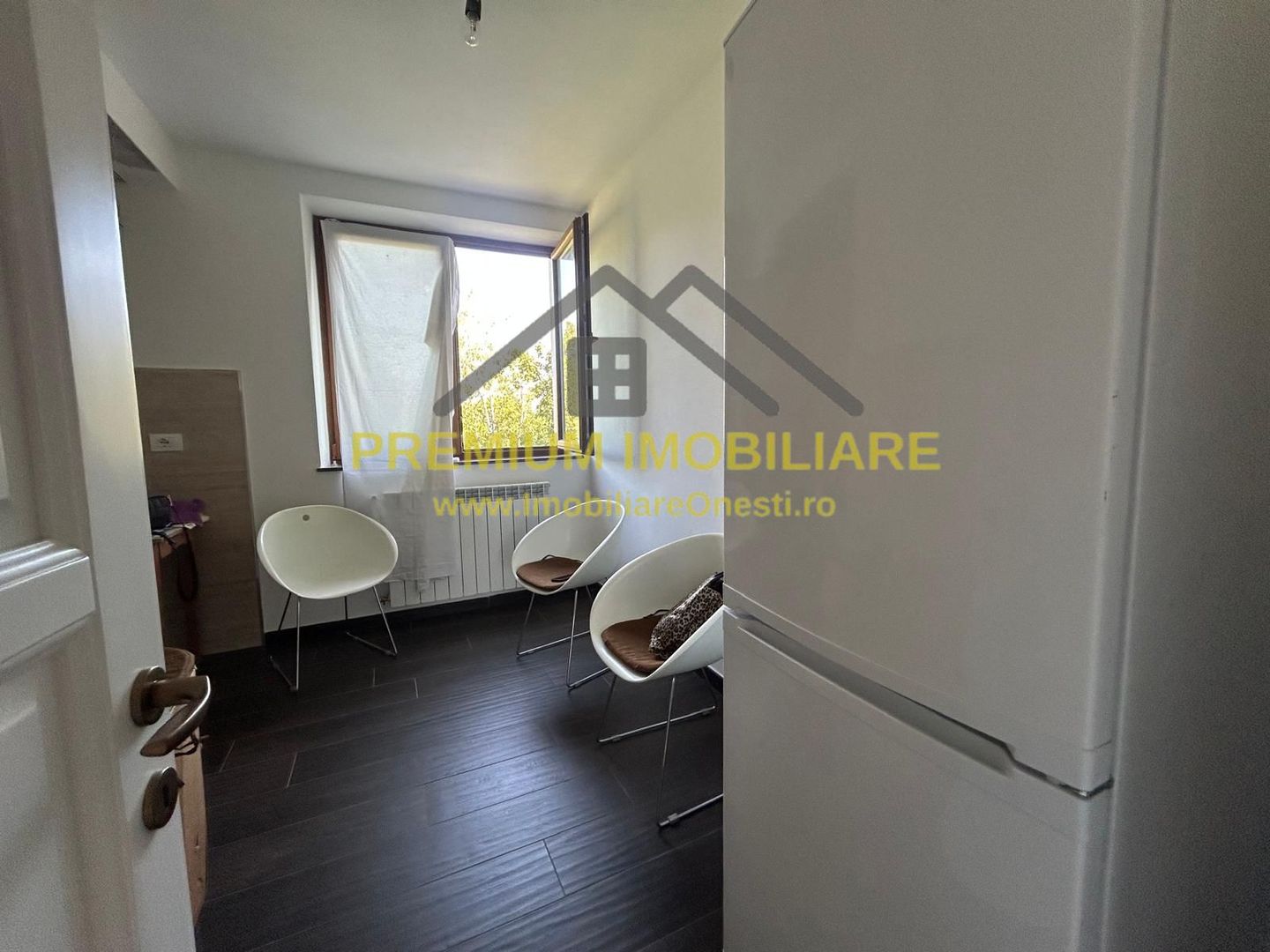 Apartament 3 camere de vanzare - Poză 12