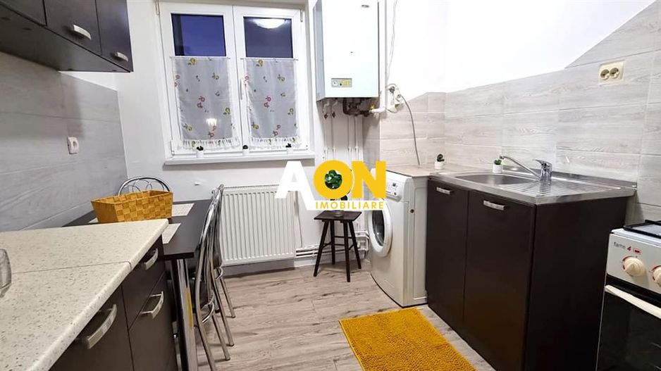 Apartament cu 2 Camere de Vanzare Zona Bulevard - Poză 5