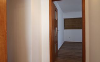 Braytim, casa ideala pentru activitati comericiale/birouri. - Poză 36