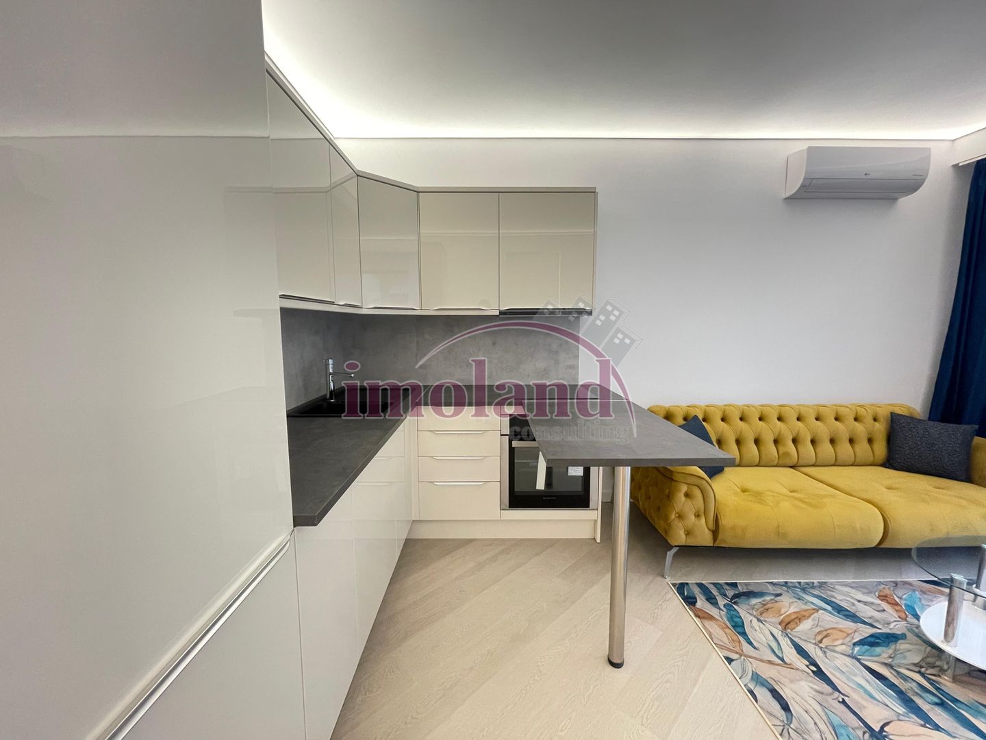 Vanzare apartament 2 camere - Cortina North / Pipera mobilat si utilat - Poză 15