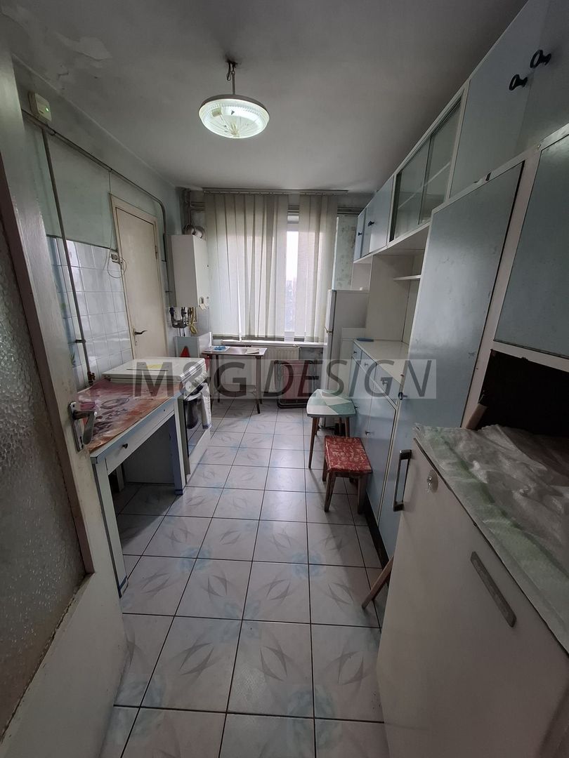 Central, 4 camere, 2 bai, 2baloane, centrala proprie - Poză 4