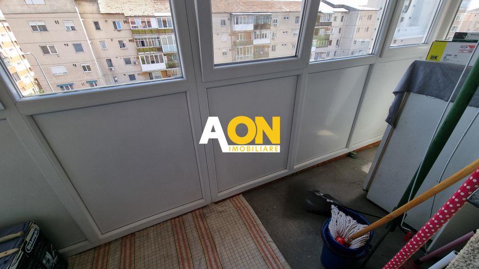 De vanzare apartament 2 camere, Cetate - Poză 8