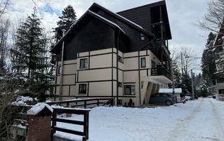 Pensiune Sinaia Langa Castelul Peles | Investitie sigura.