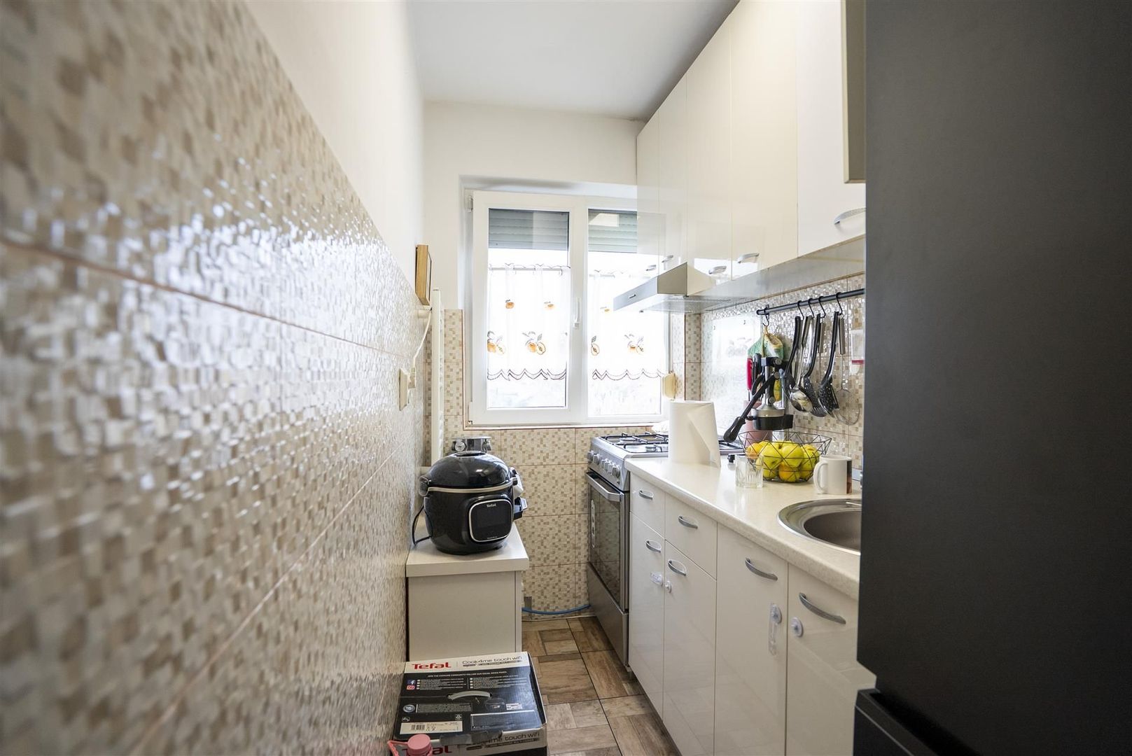 Apartament cu 2 camere complet renovat  Iosia - Poză 5