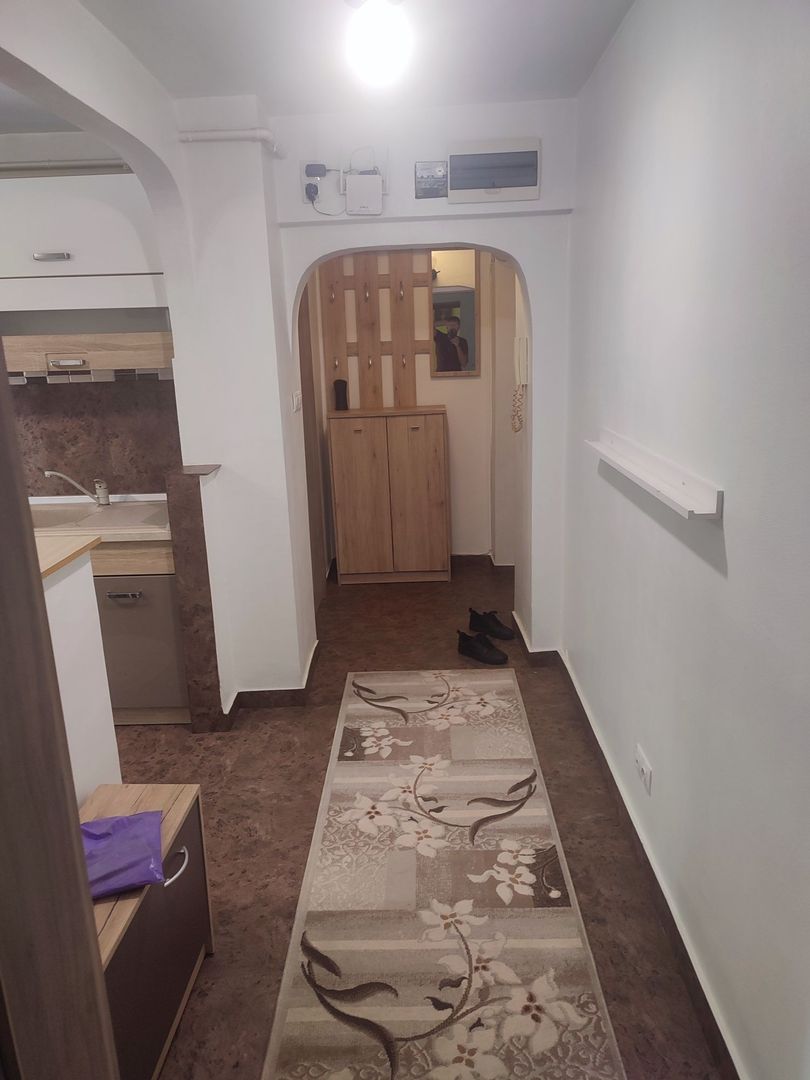 Girocului | 3 Camere | Bloc izolat | Centrala proprie | Etaj 1 - Poză 3