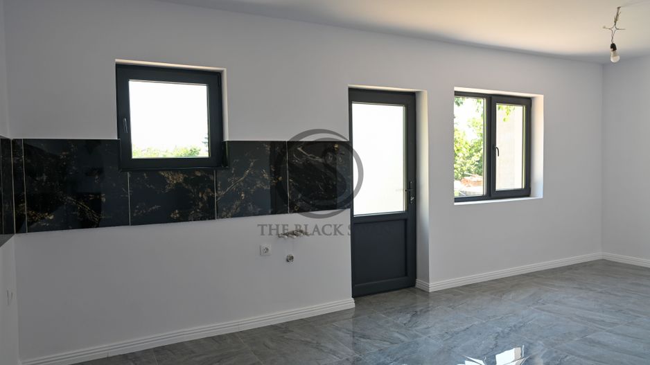 Casă de vanzare | Renovata 2025 | Berceni - Prahova | Comision 0% - Poză 9