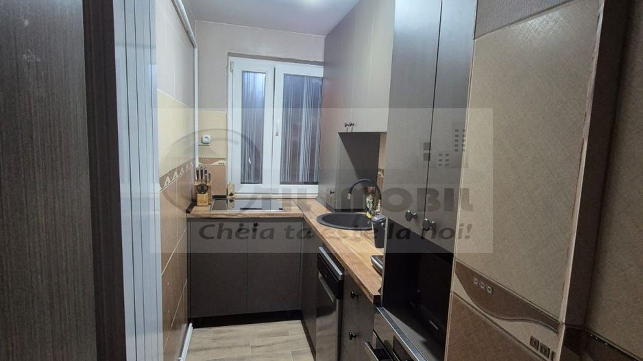 Apartament 2 camere, 80.000 Euro,Zona Alexandru cel bun - Poză 6