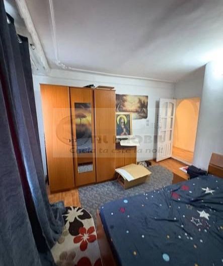 Apartament 2 camere decomandat zona Cug - 106.000 Euro - Poză 1