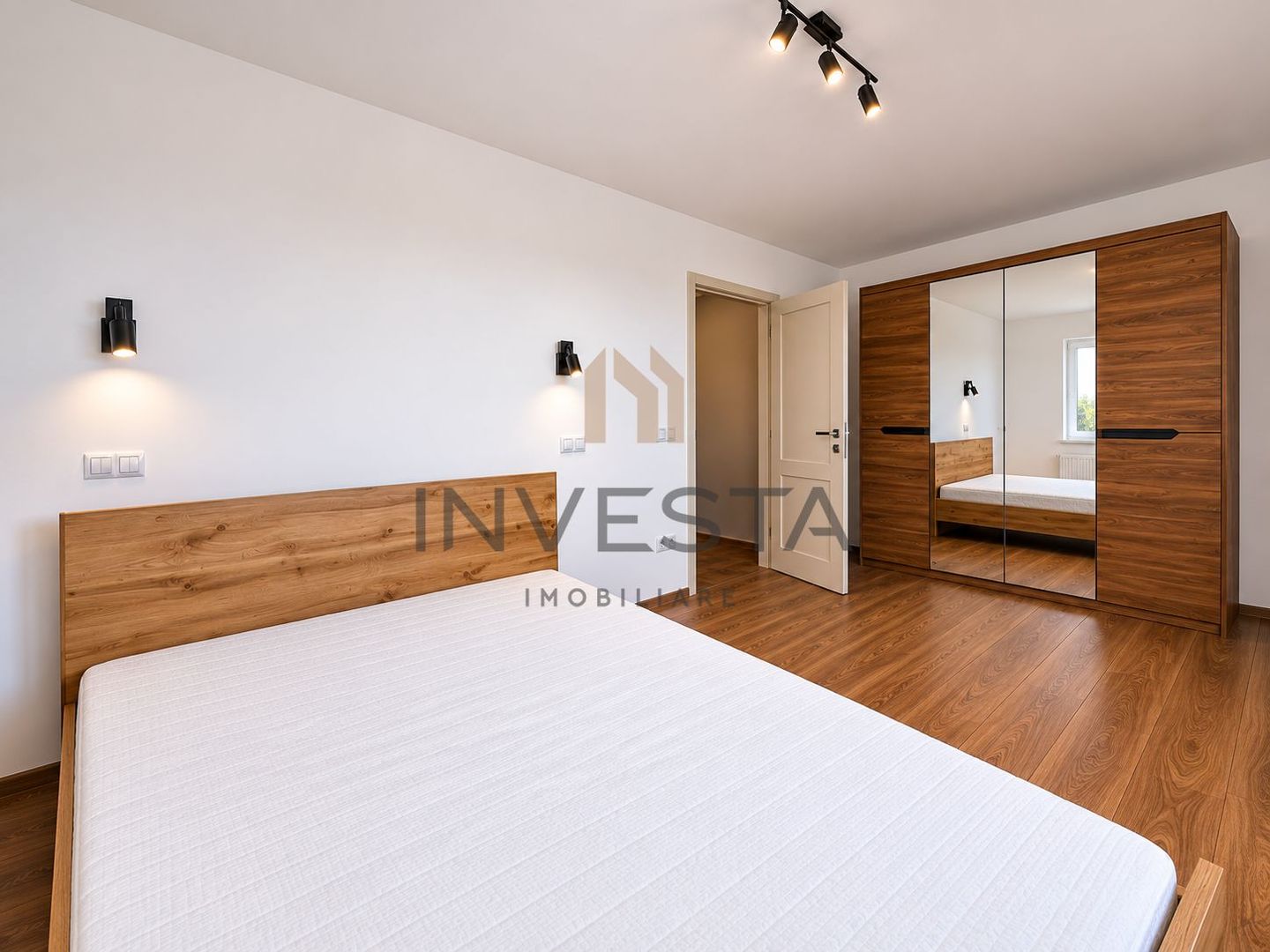 Casa tip duplex cu 4 camere de inchiriat in zona Europa - Poză 13