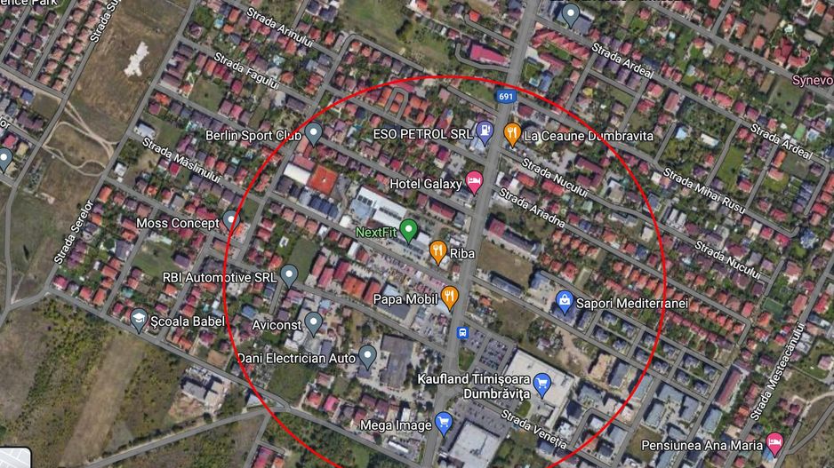 Teren cu hala frigorifica - Dumbravita - strada principala - Poză 3