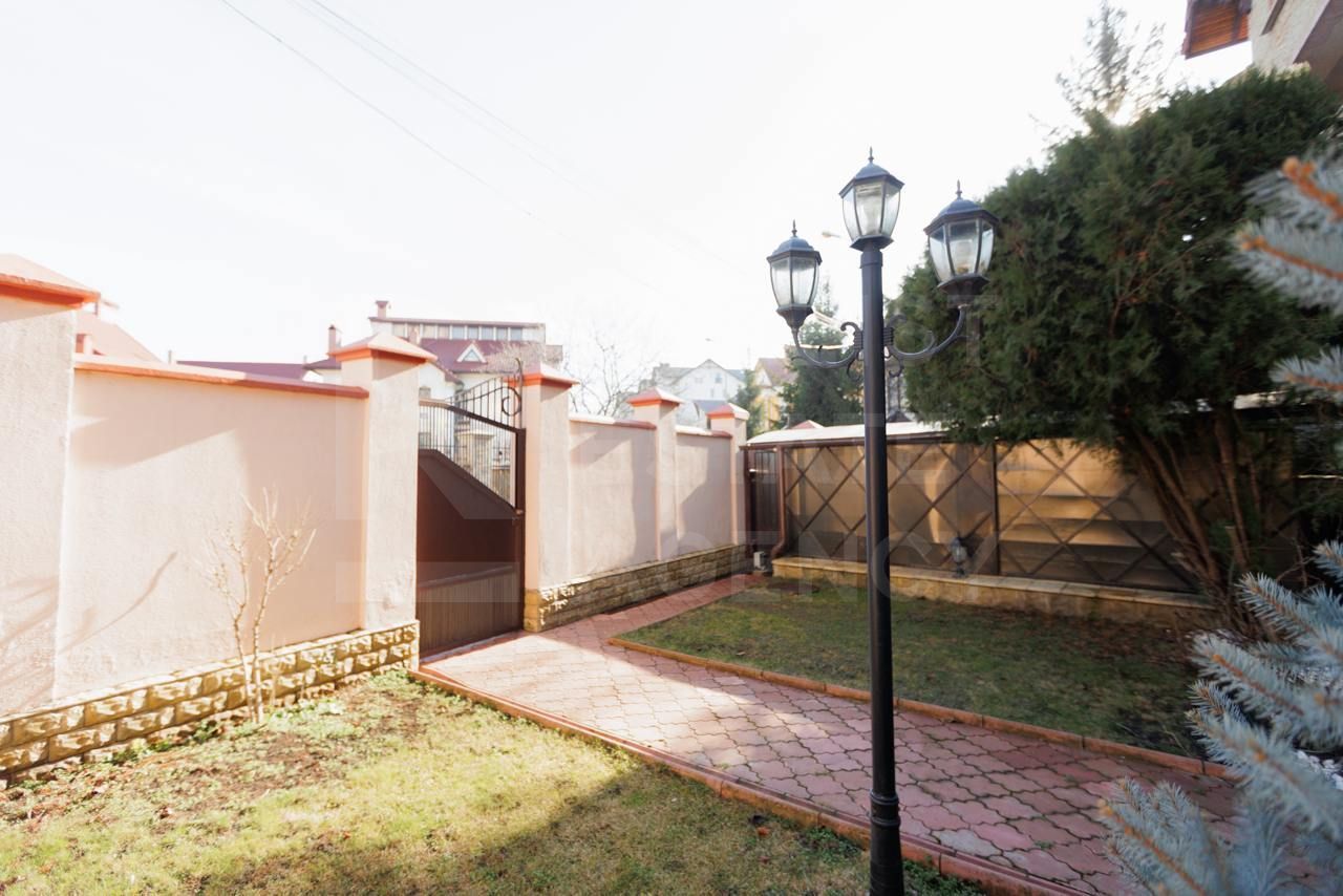 Chirie, casă, 3 nivele, 5 camere, Mihail Berezovschi, Telecentru - Poză 25