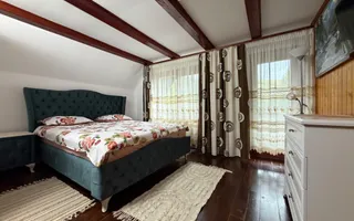 Casa / Pensiune 5 dormitoare Manastirea Humorului - Poză 16