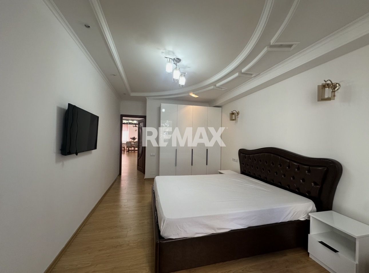 Apartament cu 2 odăi +living ultra centru, Mun. Chișinău - Poză 13
