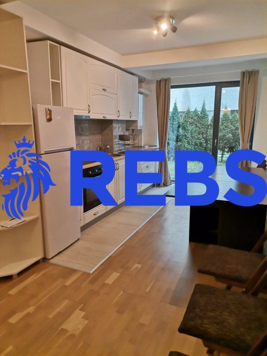  Apartament 3 camere + curte | Colina - Poză 1