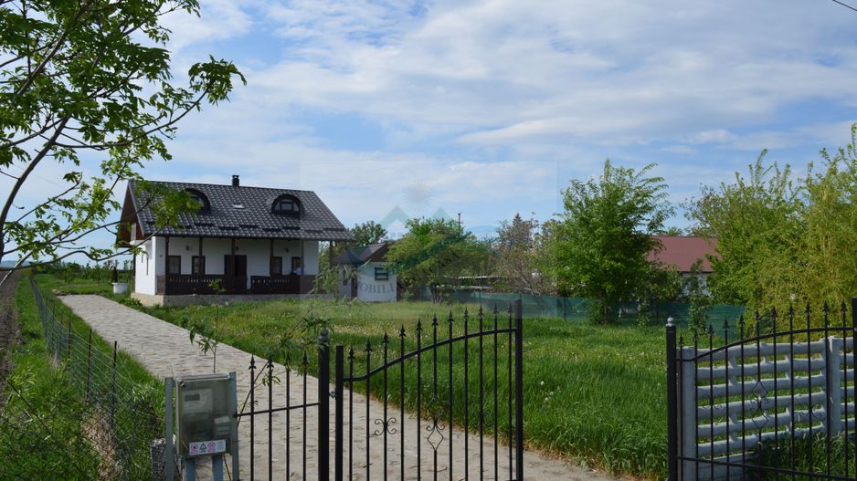 Casă de vânzare Măzănăești/Suceava - Poză 1