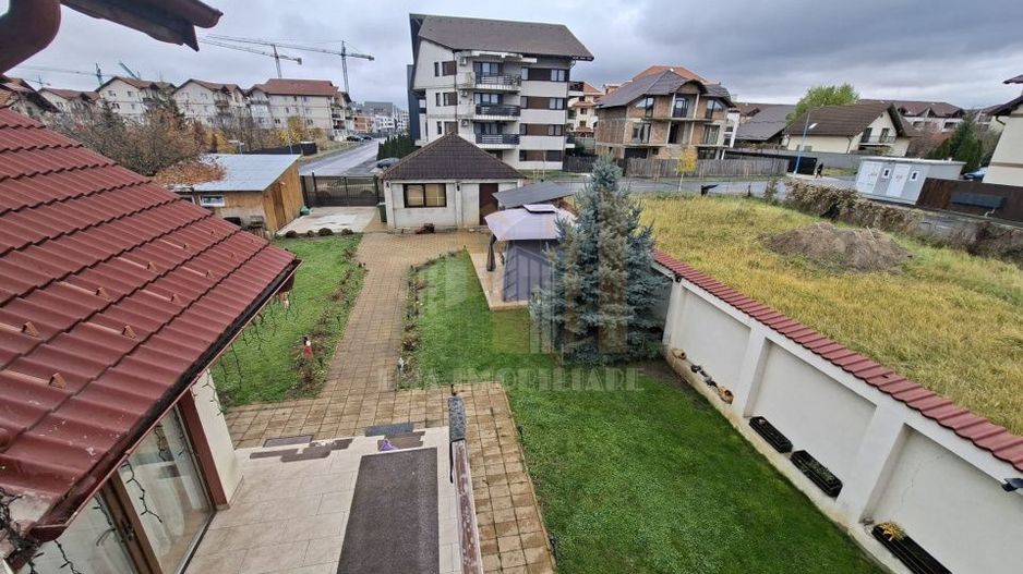 Casa individuala Tractoru zona Socec Brasov - Poză 4