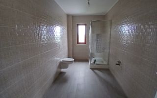 Duplex cu 5 camere in Dumbravita - Poză 8