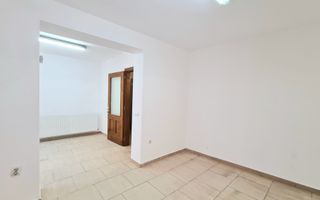 Spatiu închiriere Brasov, Republicii gang - 50 mp  # spatii-comerciale-brasov.ro - Poză 3
