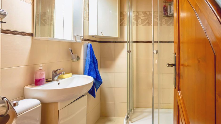 Apartament  cu 2 camere ultracentral  lânga Casa cu Lacăt - Poză 8