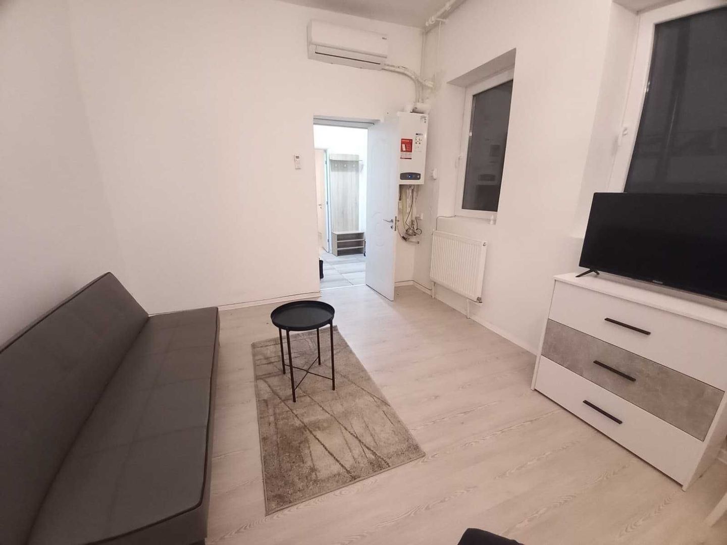 Apartament 3 camere Vila renovata Parcul Carol - Poză 1