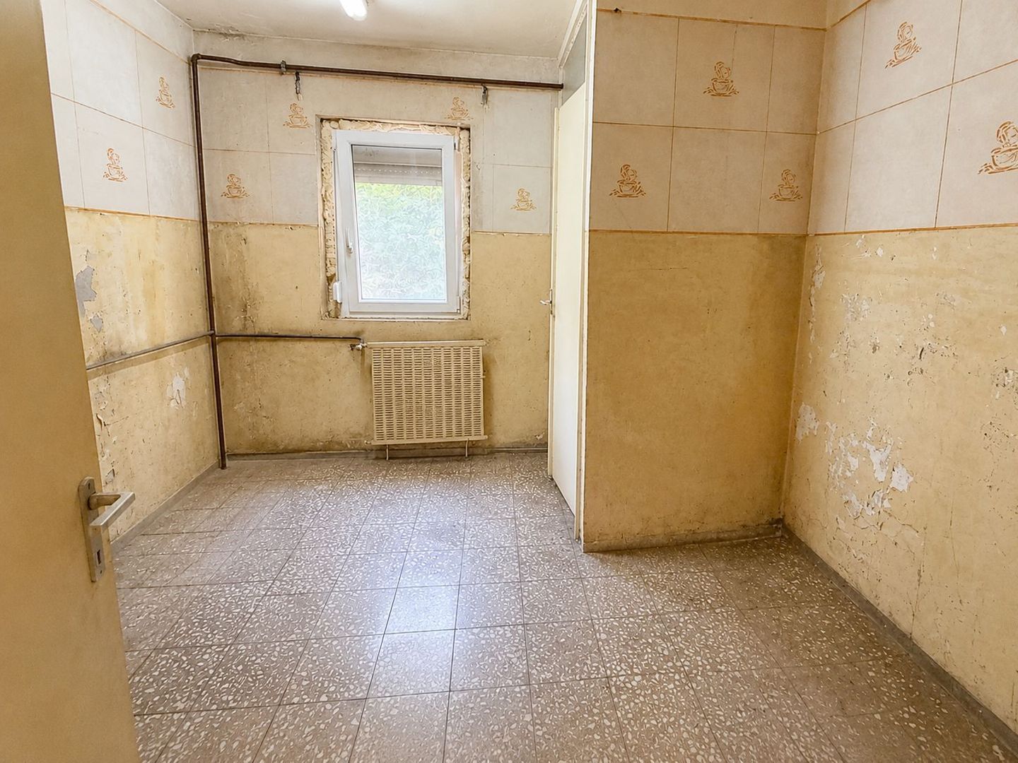 COMISION 0%  Apartament 3 Camere | Etaj 1 Decomandat Dambovita Izolat - Poză 6