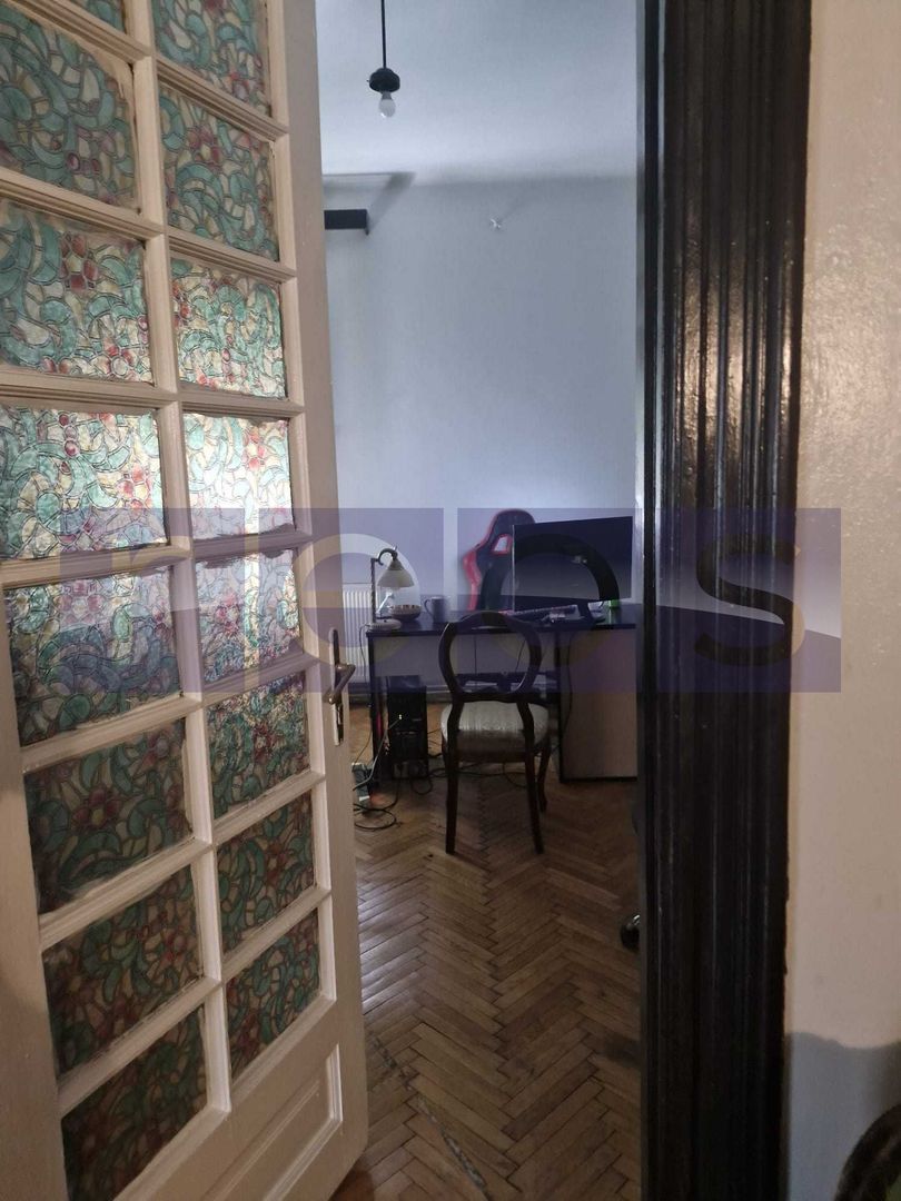 Vand apartament in vila 4 camere - Poză 6